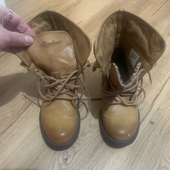 🌾 Skechers lace up boots - Picture 2 of 6